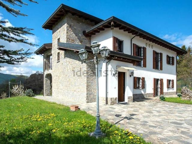 Casa in vendita a Brallo Di Pregola, Lombardia