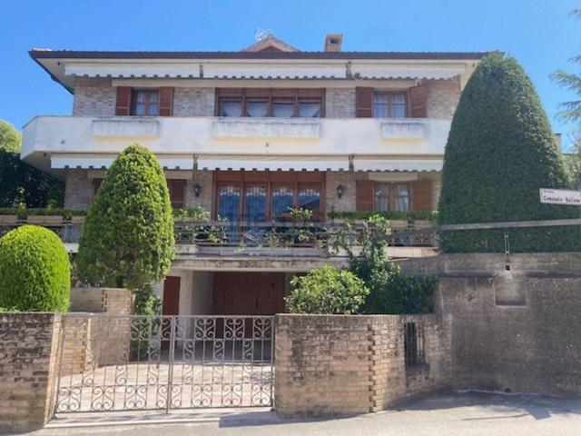 Casa in vendita a Vallone, Senigallia