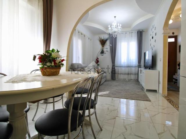 Casa in vendita a Case Bruciate, Marche