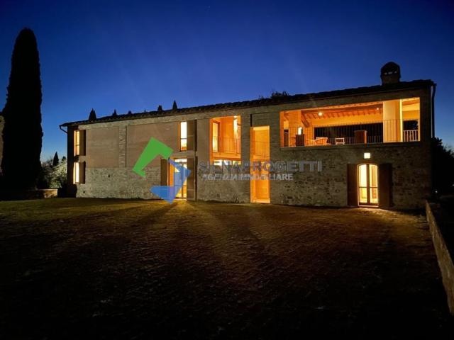 Casa in vendita a Coroncina, Siena
