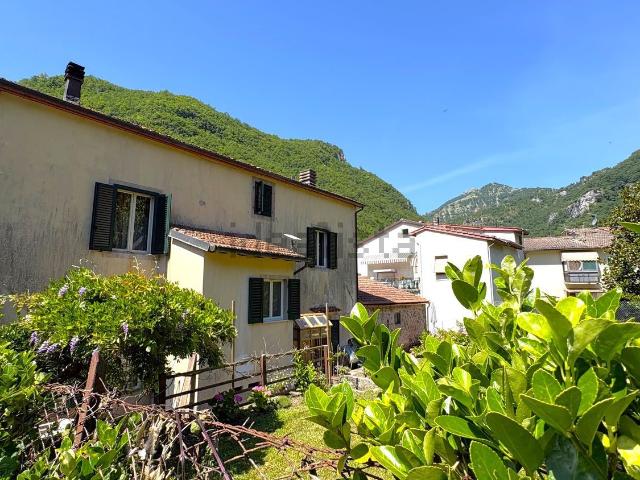 Casa in vendita a Unione dei comuni Media Valle del Serchio, Ponte A Serraglio