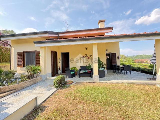 Casa in vendita a Castiglione Torinese, Piemonte