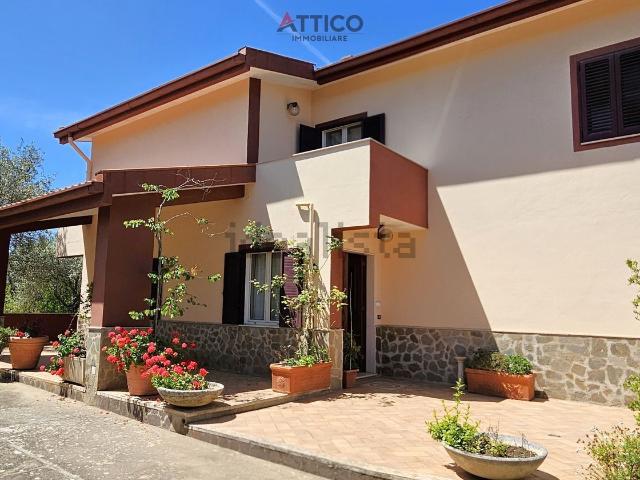 Casa in vendita a Lu Fangazzu, Cala Di Volpe