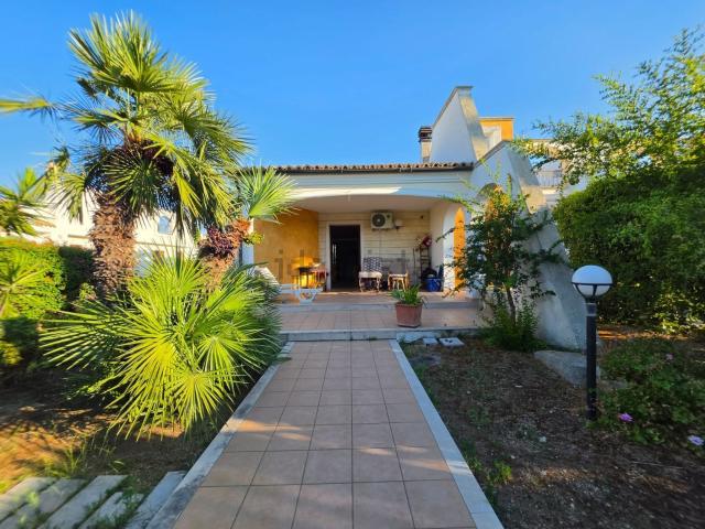 Casa in vendita a Bisceglie, Barletta-Andria-Trani