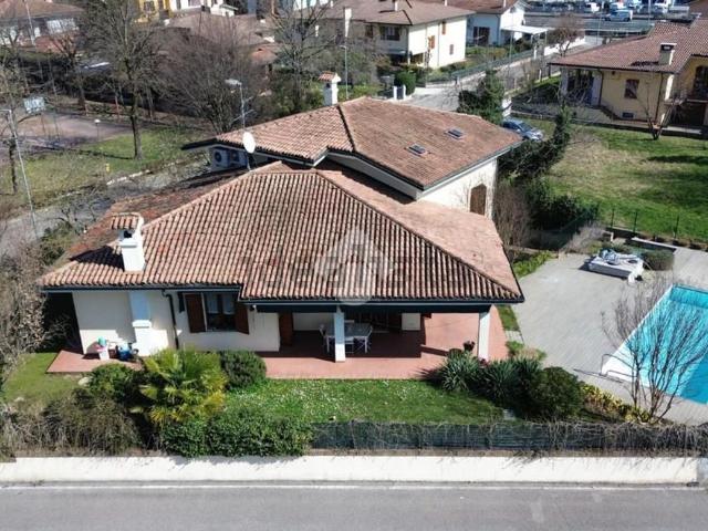 Casa in vendita a Sant'Antonio, Porto Mantovano