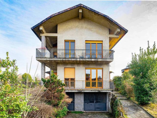 Casa in vendita a Sovico, Lombardia