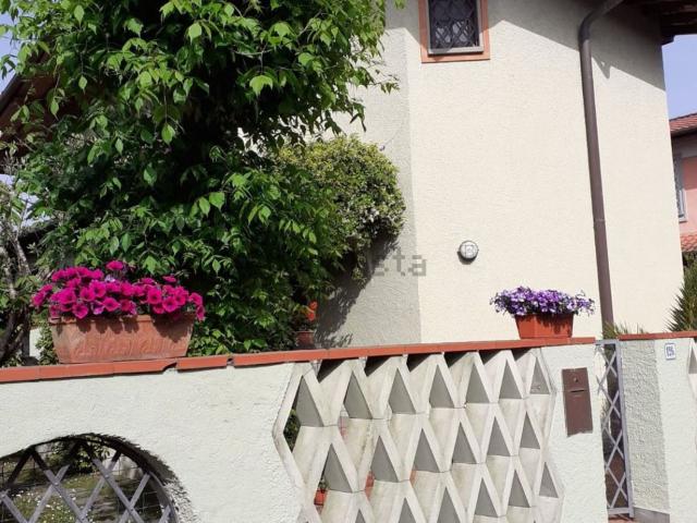 Casa in vendita a Roma Imperiale, Forte Dei Marmi