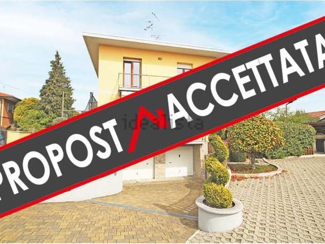 Casa in vendita a Venegono Superiore, Lombardia