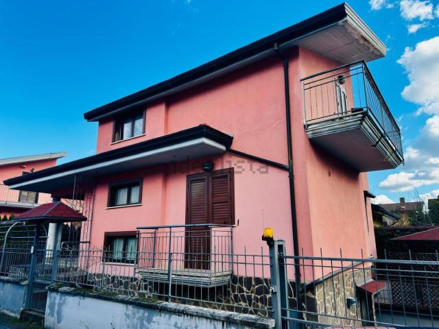 Casa in vendita a Mercogliano, Campania