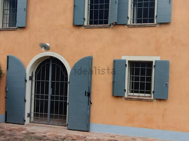 Casa in vendita a Ferrara, Reggio Emilia
