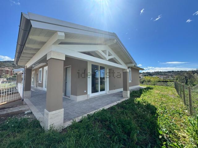 Casa in vendita a Terni, Umbria