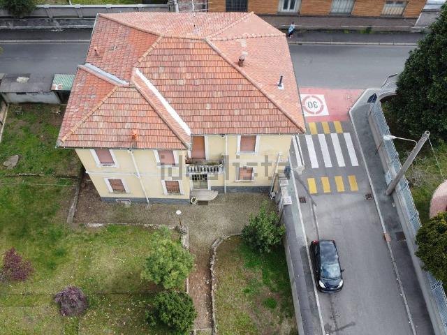Casa in vendita a Oltresempione, Legnano