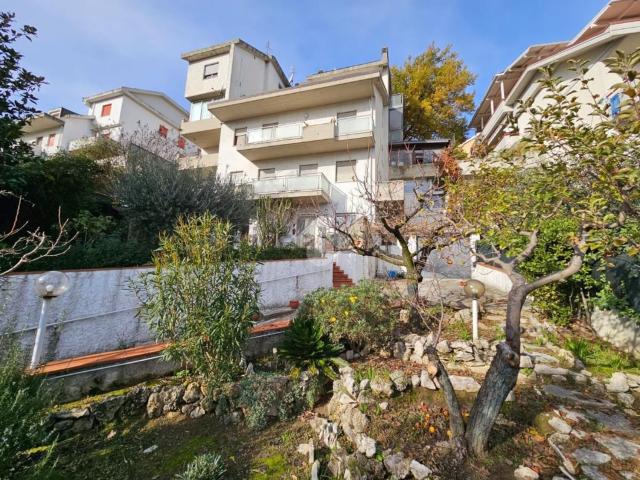 Casa in vendita a Marche, Ascoli Piceno