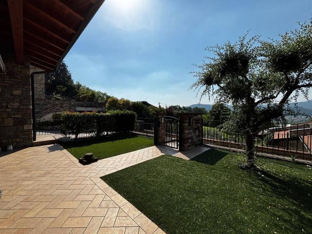 Casa in vendita a Pirlotti, Capriolo