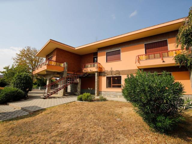 Casa in vendita a Volpiano, Torino