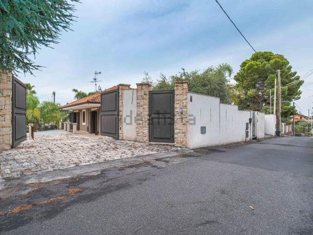 Casa in vendita a Sciara, Mascalucia