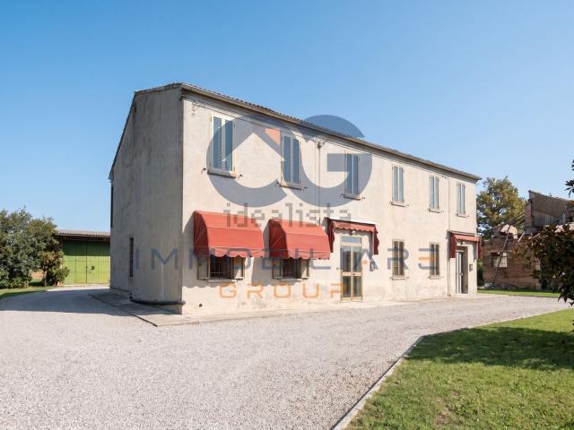 Casa in vendita a Settepolesini, Bondeno