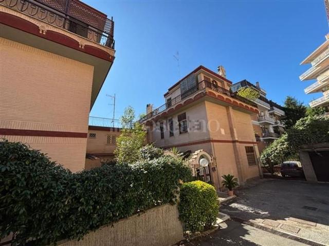 Casa in vendita a Municipio Roma XV, Roma Capitale