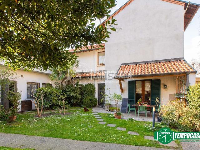 Casa in vendita a Castegnate, Castellanza