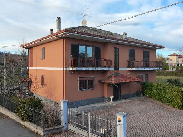 Casa in vendita a Piemonte, Novara