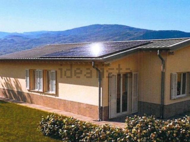Casa in vendita a Val d’Enza, Re