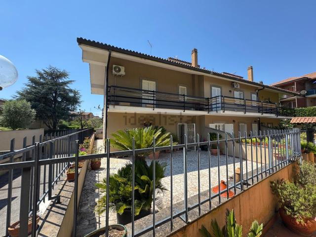 Casa in vendita a Squarciarelli, Grottaferrata