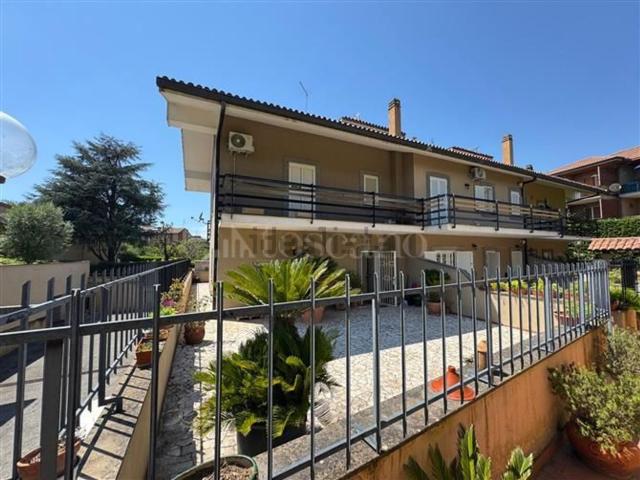 Casa in vendita a Squarciarelli, Roma Capitale