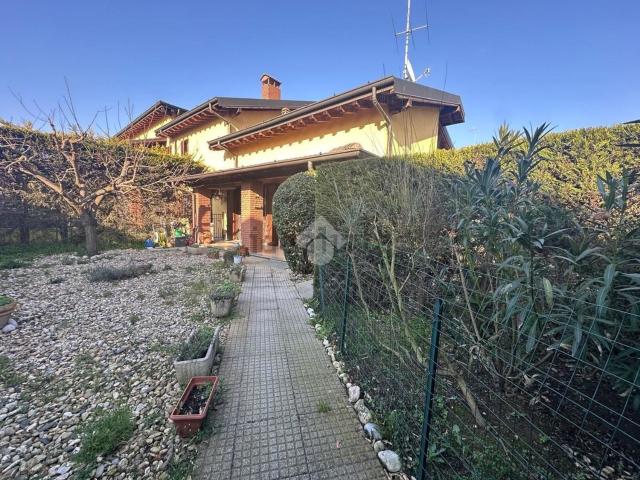Casa in vendita a Unione dei Comuni I Fontanili, Besate