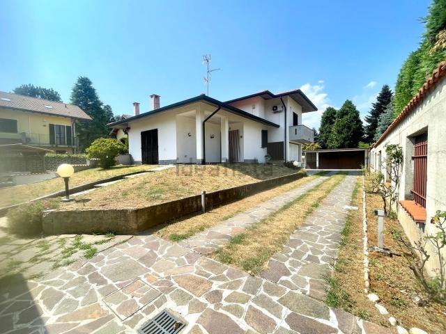 Casa in vendita a Arconate, Lombardia