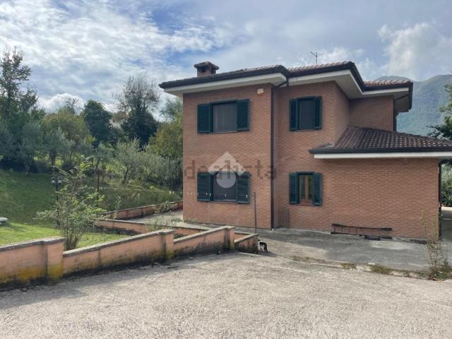 Casa in vendita a Atina Inferiore - Ponte Melfa, Atina