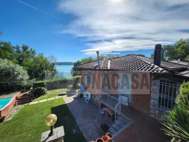 Casa in vendita a Comunità Montana Valli del Verbano, Gavirate