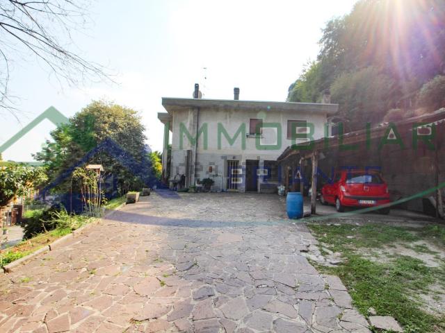 Casa in vendita a Sesona, Vergiate