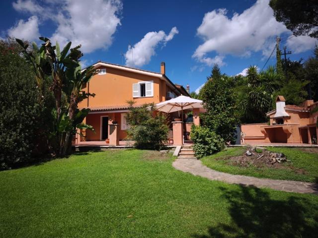 Casa in vendita a Strada romana dritta, Sacrofano