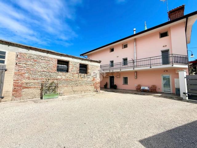 Casa in vendita a Lestizza / Listize, Udine / Udin / Videm