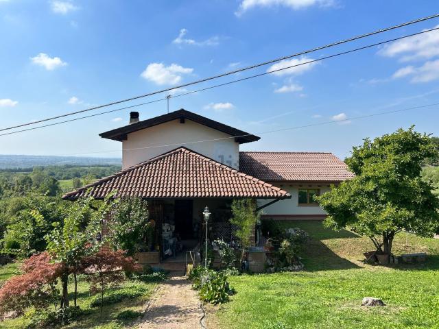 Casa in vendita a Piemonte, Alessandria