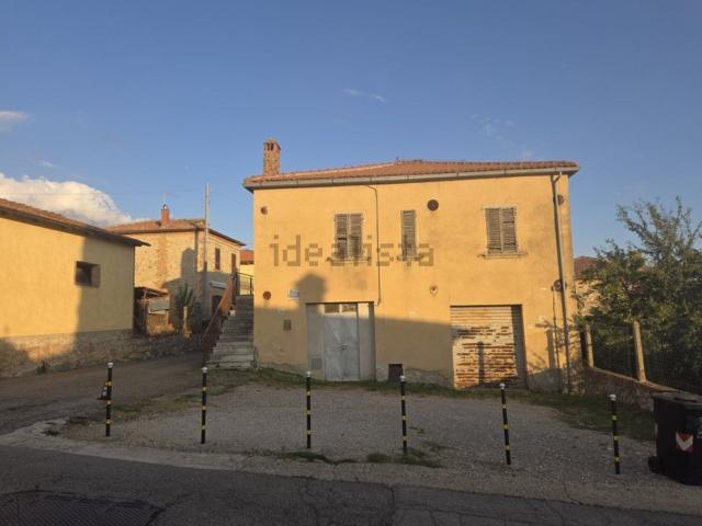 Casa in vendita a Montefollonico, Torrita di Siena