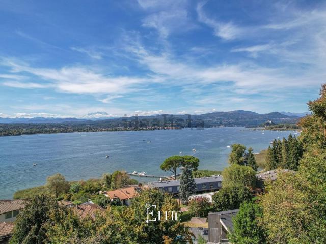 Casa in vendita a Sesto Calende, Lombardia