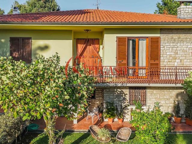 Casa in vendita a Colle del Lupo, Uzzano E Castello