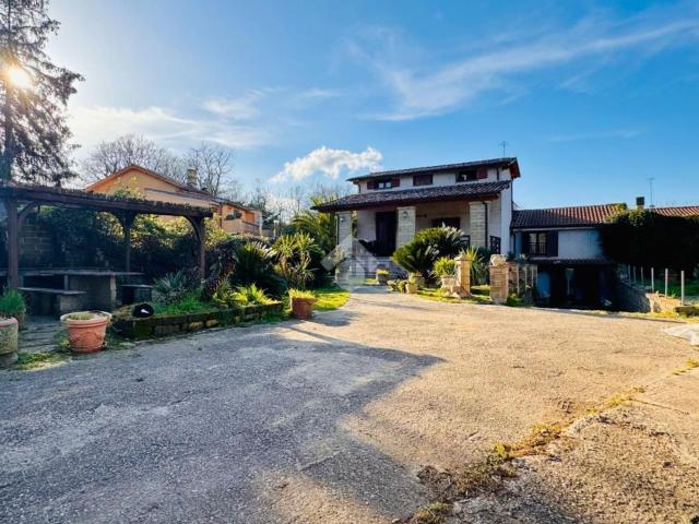 Casa in vendita a Montebello, Roma Capitale