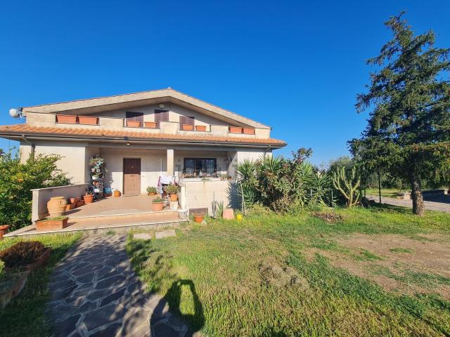 Casa in vendita a Valle Copella, Ciampino
