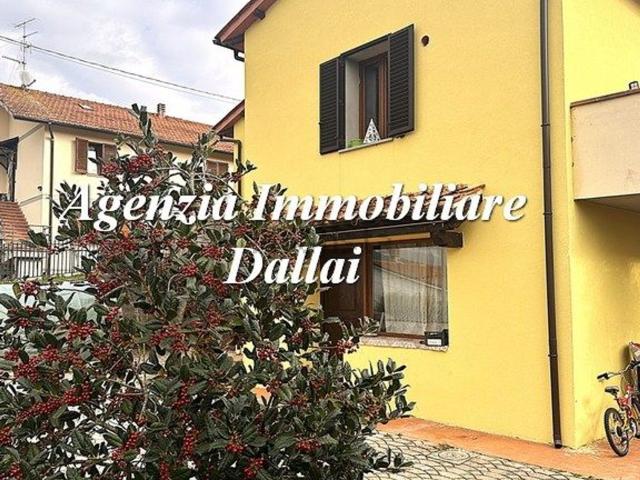 Casa in vendita a Scarperia, Scarperia e San Piero