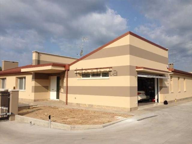 Casa in vendita a Angiari, Verona