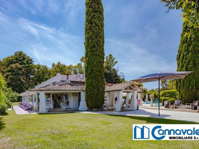 Casa in vendita a Stagni di Ostia, Roma Capitale