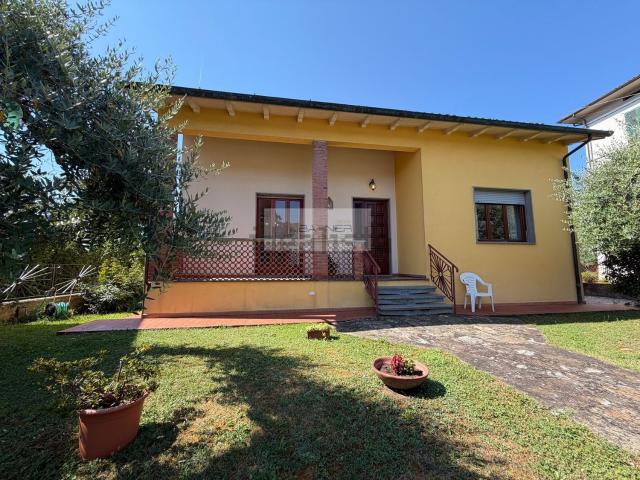 Casa in vendita a Mugnano, Bagni Di Lucca Ponte