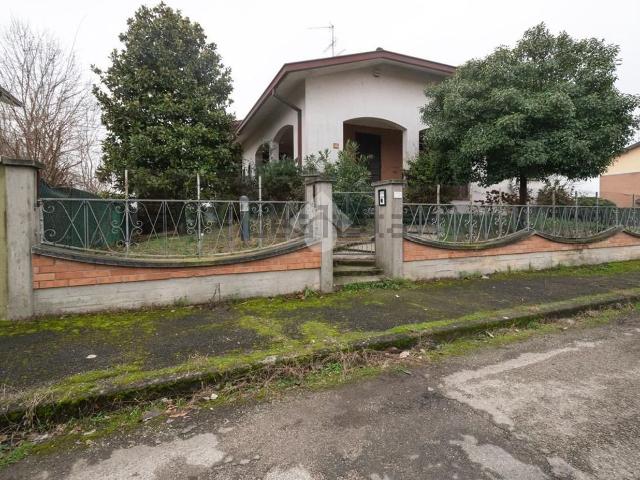 Casa in vendita a Unione delle Terre d'Argine, Novi Di Modena