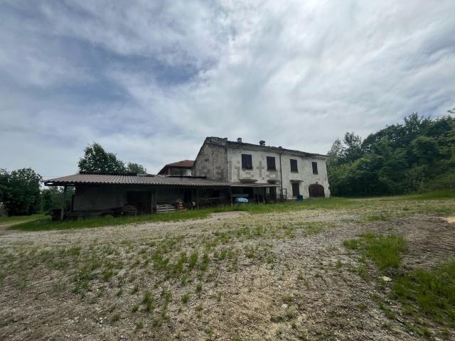 Casa in vendita a Piemonte, Alessandria
