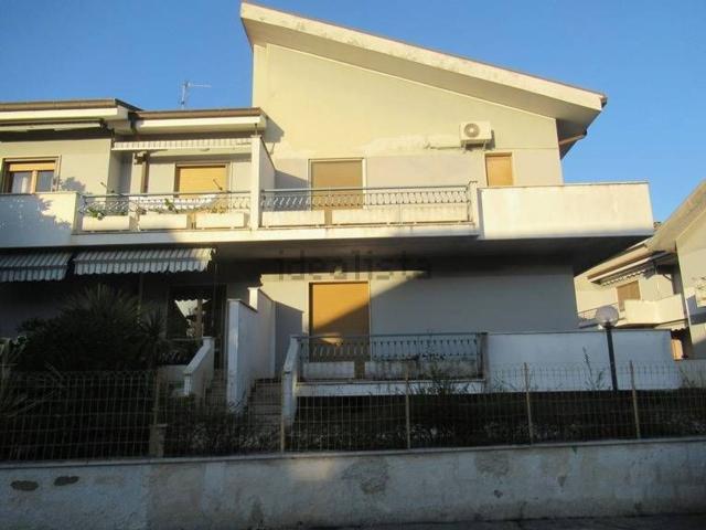Casa in vendita a Pescara Colli, Pescara