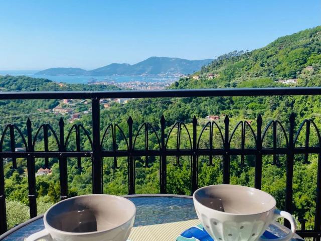 Casa in vendita a Vezzano Ligure, Liguria