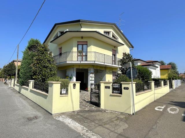 Casa in vendita a Unione delle Terre d'Argine, Soliera