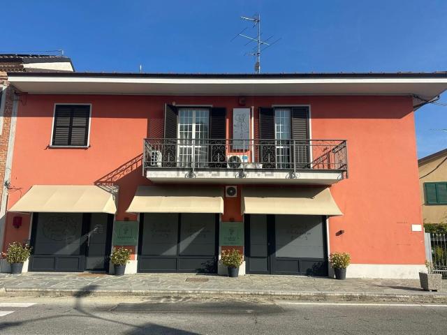 Casa in vendita a Piemonte, Asti